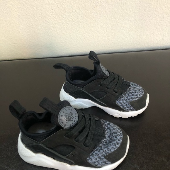 Nike toddler Huarache sz 5c - Picture 4 of 4